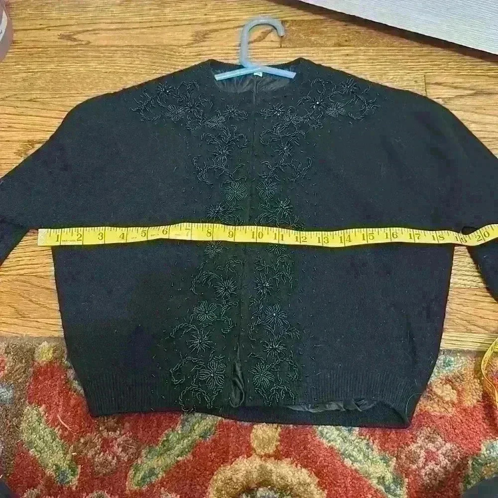Vintage Beaded Cardigan with liner - Picture 7 of 7